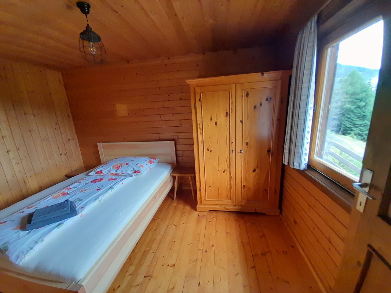 Goeriacheralm-Huette_Schlafzimmer